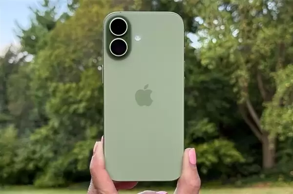 历史性突破!苹果首次Q1登顶全球智能手机出货第一:iPhone 17系列立功