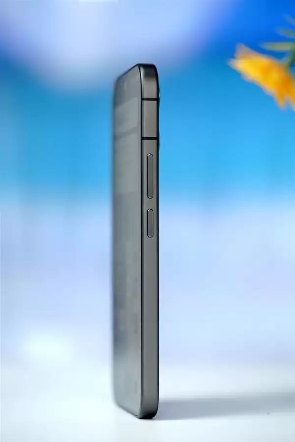 支持4K原生感Live!vivo S60元气版仲夏夜图赏