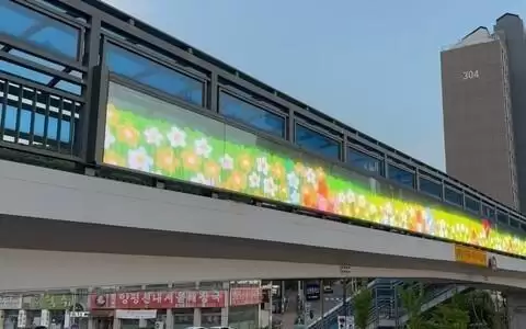 APS DNL为韩国光州天桥打造“透明LED面板护栏”