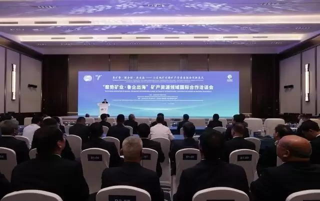 唐菊兴院士答大象新闻：AI赋能地质勘查仍需时间沉淀