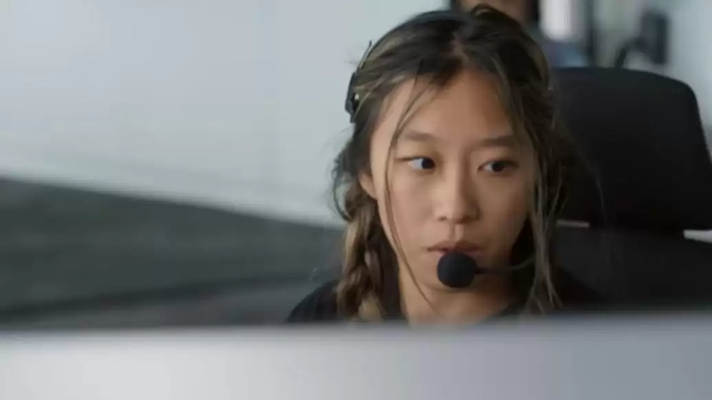 星舰女王？SpaceX华裔女工程师辟谣：没有硕博学位，仅是飞控操作员之一