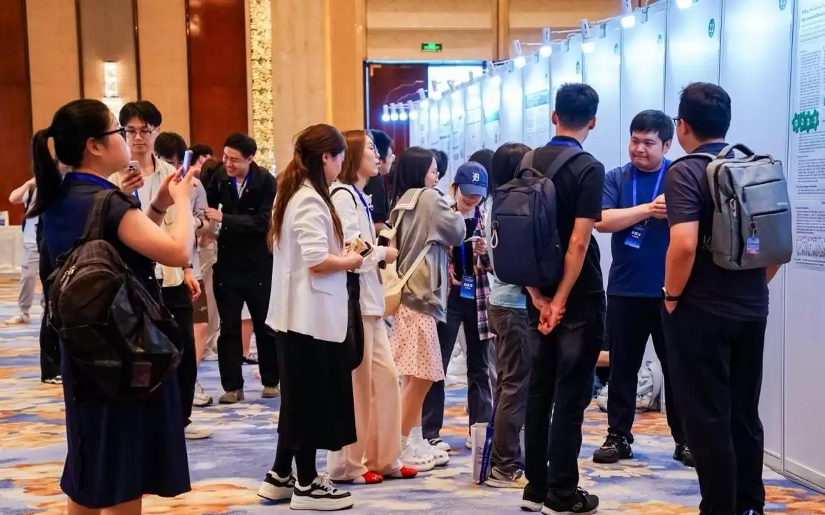 第一届CCF大模型与AI工程大会暨自然语言处理战略研讨会系列活动圆满落幕