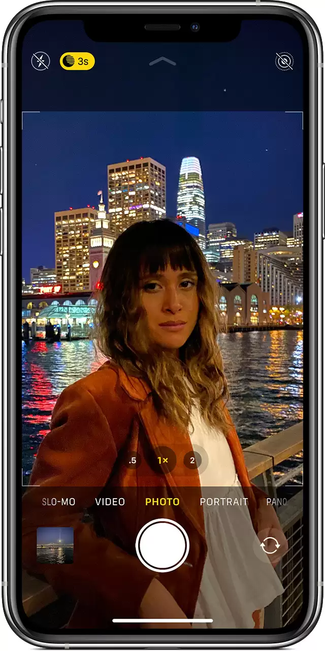 iPhone 11 全新相机功能:如何快速录制以及连拍照片? iPhone 11 全新相机功能:如何快速录制以及连拍照片?
