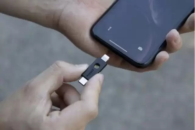 iOS 13.3 支持物理安全密钥,有什么好处? iOS 13.3 支持物理安全密钥,有什么好处?