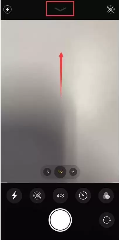 如何使用iPhone 11拍摄出正方形的照片？