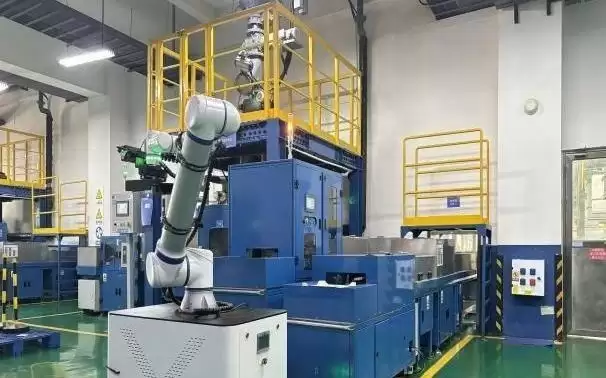 以数据替代经验 用AI赋能生产 全球首家正极材料零碳工厂的“智慧密码”｜探秘“川造”智能工厂