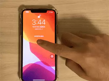 iOS13隐藏锁屏界面、手电筒、相机图标方法 iOS13隐藏锁屏界面、手电筒、相机图标方法
