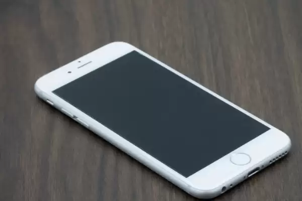 iPhone 为什么要分成国行和港版,它们之间到底有什么不同? iPhone 为什么要分成国行和港版,它们之间到底有什么不同?