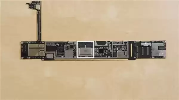 新款 iPad Pro 拆解:提升较小且可修复性低 新款 iPad Pro 拆解:提升较小且可修复性低