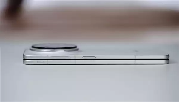蓝厂最强折叠屏！vivo X Fold 6图赏