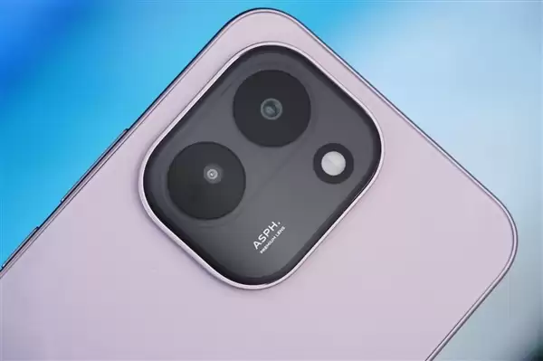 轻薄机身塞下9000mAh电池!vivo Y600 Turbo图赏