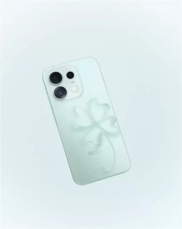 OPPO Reno16新配色半夏青发布:3D悬浮幸运草设计 3499元起