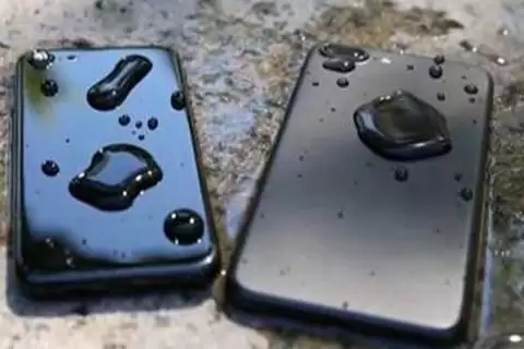 iPhone11 进水后开机键失灵怎么办? iPhone11 进水后开机键失灵怎么办?