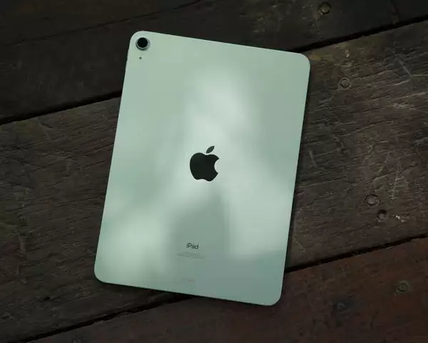 iPad Air 4 值得购买吗?和 iPad Pro 有什么区别? iPad Air 4 值得购买吗?和 iPad Pro 有什么区别?