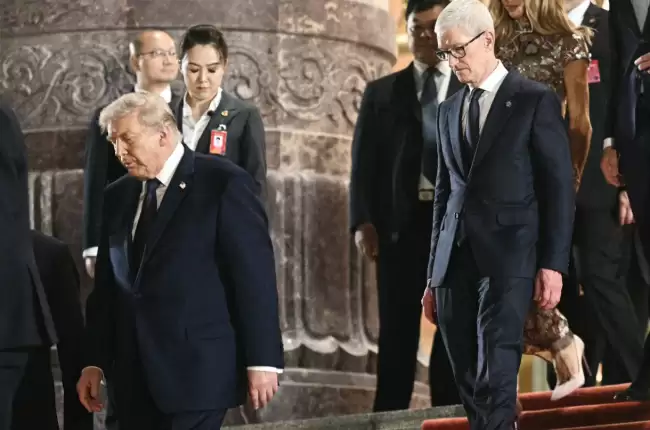 库克力推长鑫、长存加入苹果(G-Y)链遭美光强烈反对 特朗普夹在中间犯愁