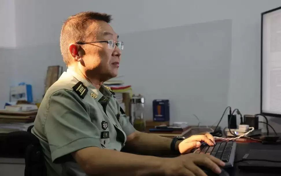 两过生死关，他将轮椅炼成了战车！“时代楷模”王戟：只要脑子还好使，手还能用，我就不会停下