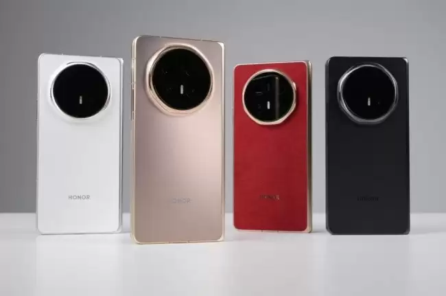纠结8000元买什么折叠屏手机好推荐？三款旗舰从通勤到办公横向比较