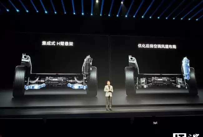 小米澎程 N90 Max 新车二三排支持“极致前移” 储物空间最大 1831L