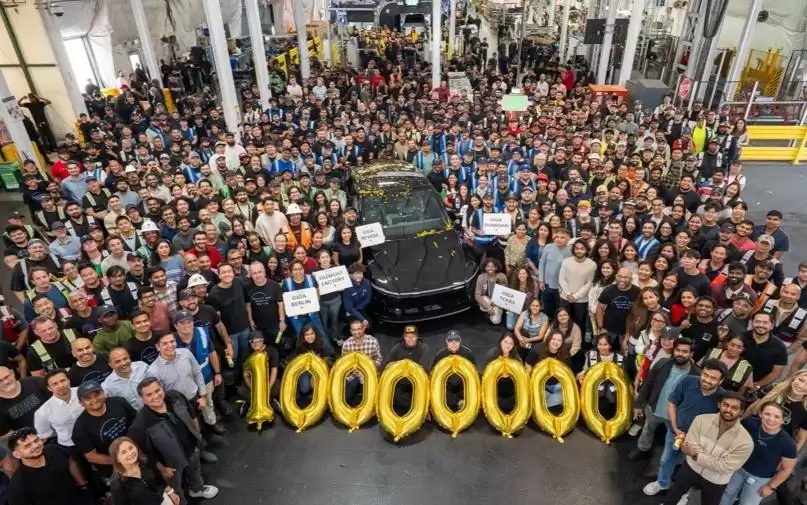 特斯拉全球第1000万辆电动车下线：全球每卖出2辆，超过1辆来自上海