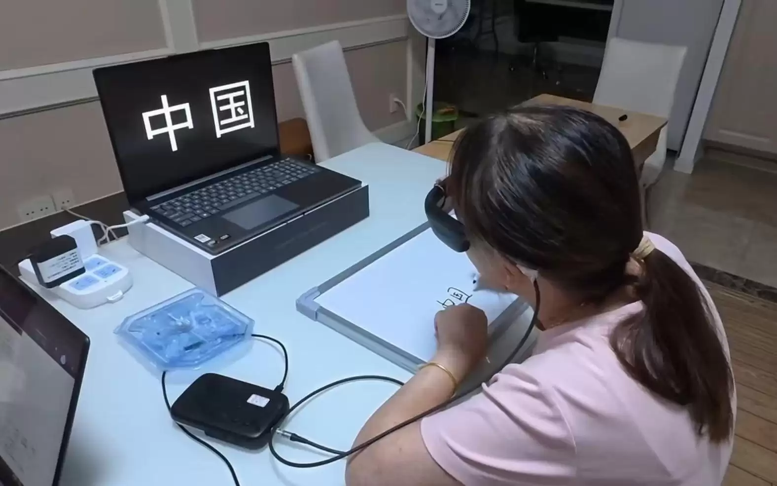 从“看见光”到“写中国字”：暖芯迦视觉脑机接口临床应用取得新进展