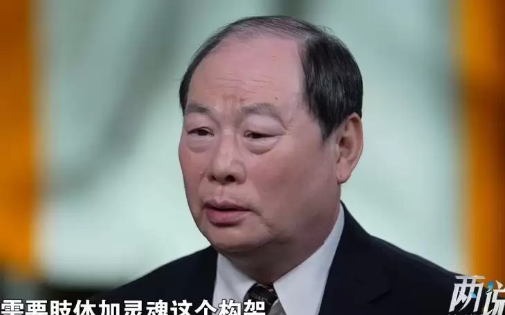 机器人：灵活的“肢体”和有趣的“灵魂”，一个都不能少丨两说