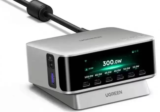 绿联海外推出 Nexode 300W 带屏桌充 6C+1A+1DC 设计