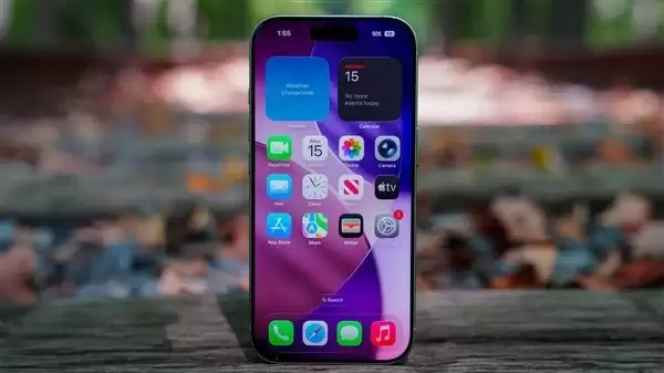 iOS 27公测版发布：深度优化性能，iPhone 11