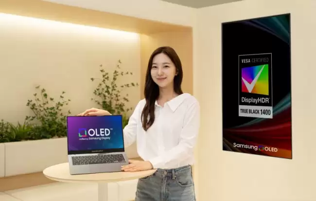 三星显示全面（G-Y） VESA DisplayHDR True Black 1400 笔电 OLED 面板