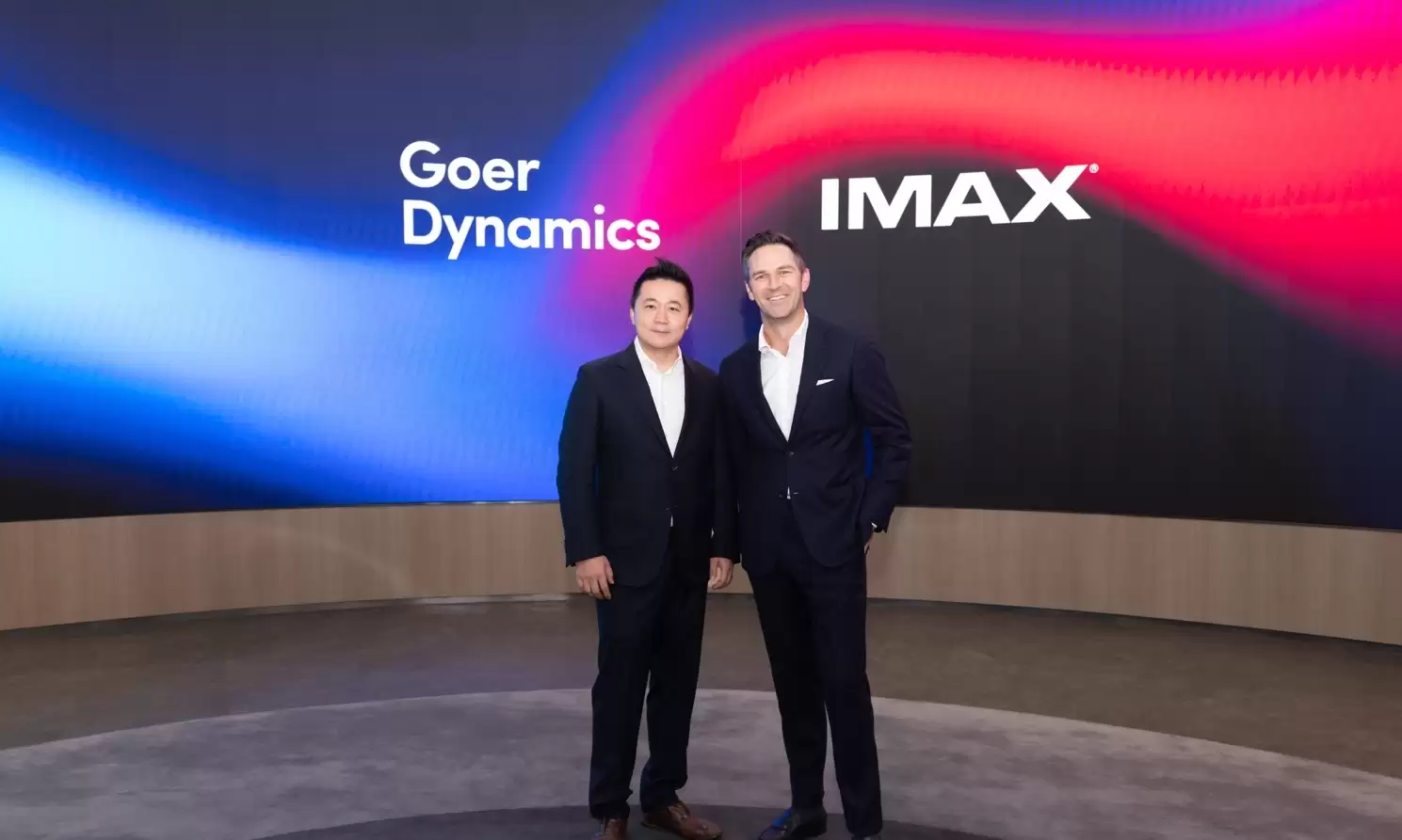 车载娱乐进入系统竞争：IMAX和歌尔丹拿想把“影院体验”工程化