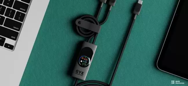 积宜创新推出140W双口USB-C快充线配备TFT彩屏