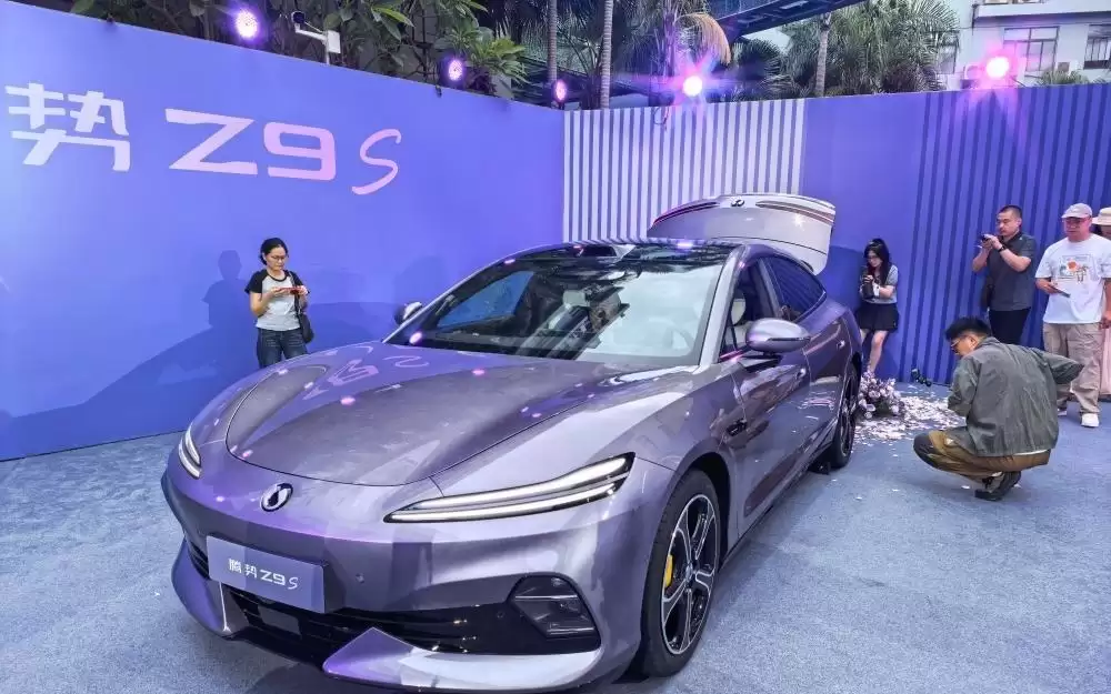 纯电续航1100公里！腾势Z9S预售31.98万起，闪充天神之眼都配上了