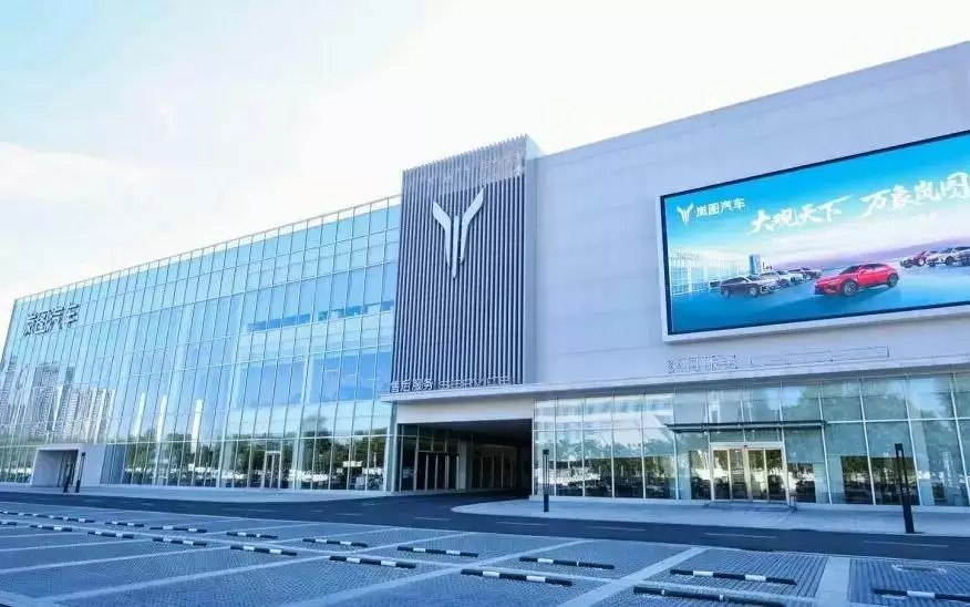 东风岚图全国最大旗舰店落户武汉，全域总使用规模超3万平方米
