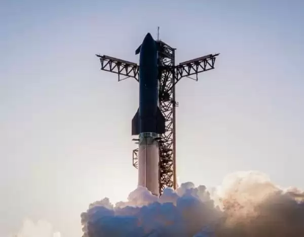 SpaceX营收暴增92%！星链贡献42.9亿、AI仍亏12.6亿，与特斯拉关联交易曝光