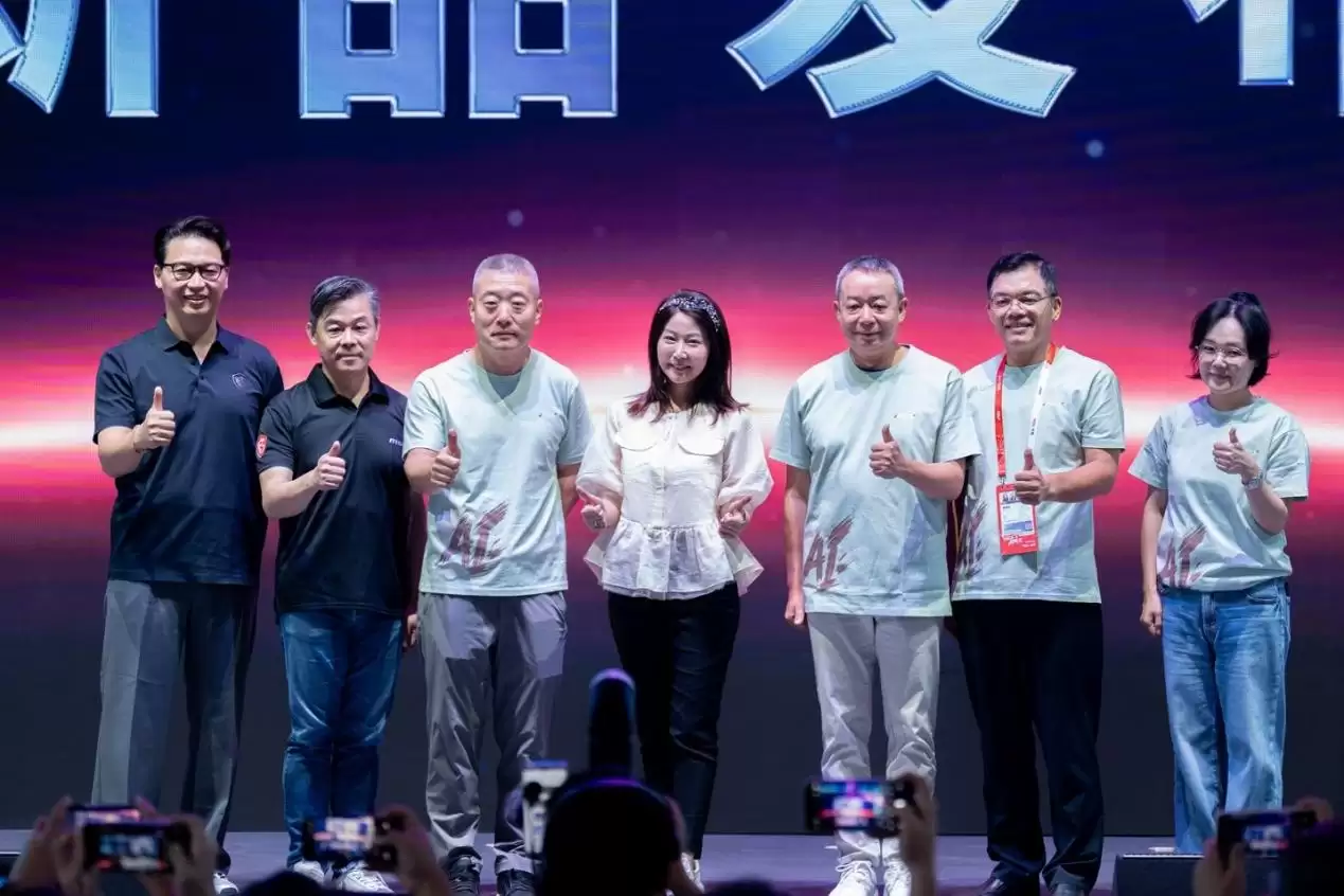 拒绝参数内卷回归用户体验，MSI微星携手TCL华星以印刷