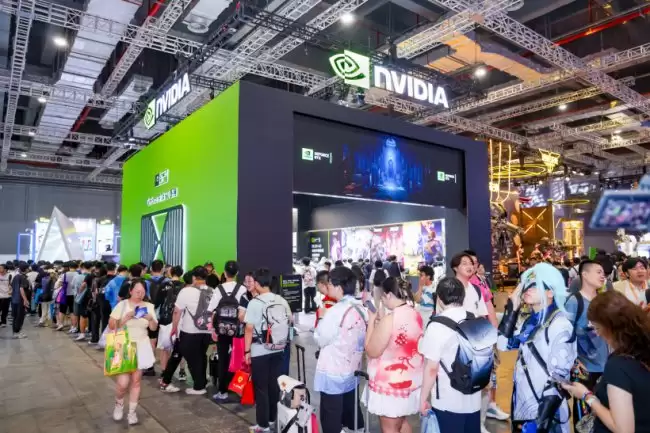 巨型 GPU 空降 BW2026：NVIDIA 首展 RTX Spark 5080 公版限时平价开售