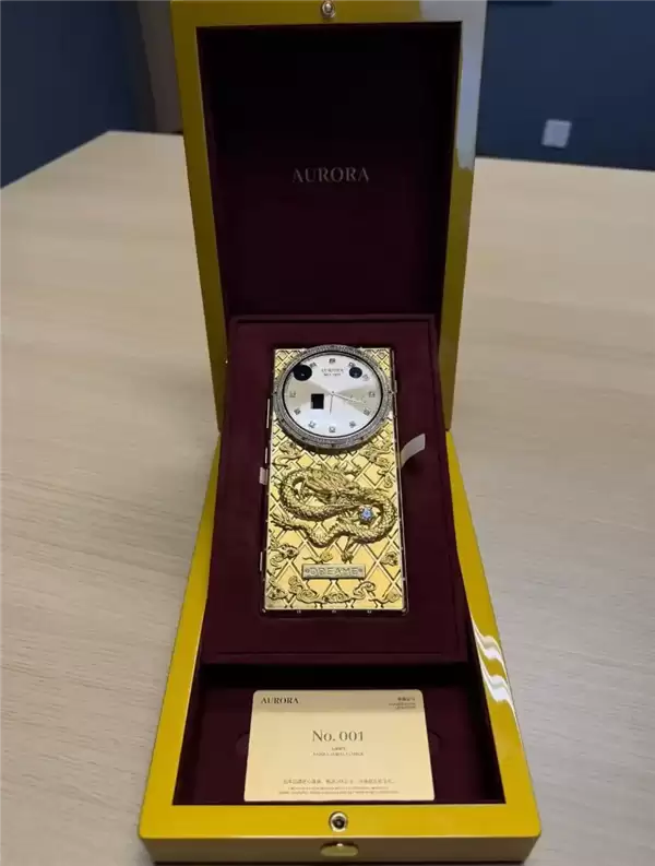 曾称要跟苹果三星三分天下!追觅001号AURORA手机完成交付:售价超20万