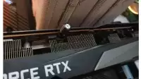 硬核电工老爸!旧收音机电容修好RTX 3070:又能打了