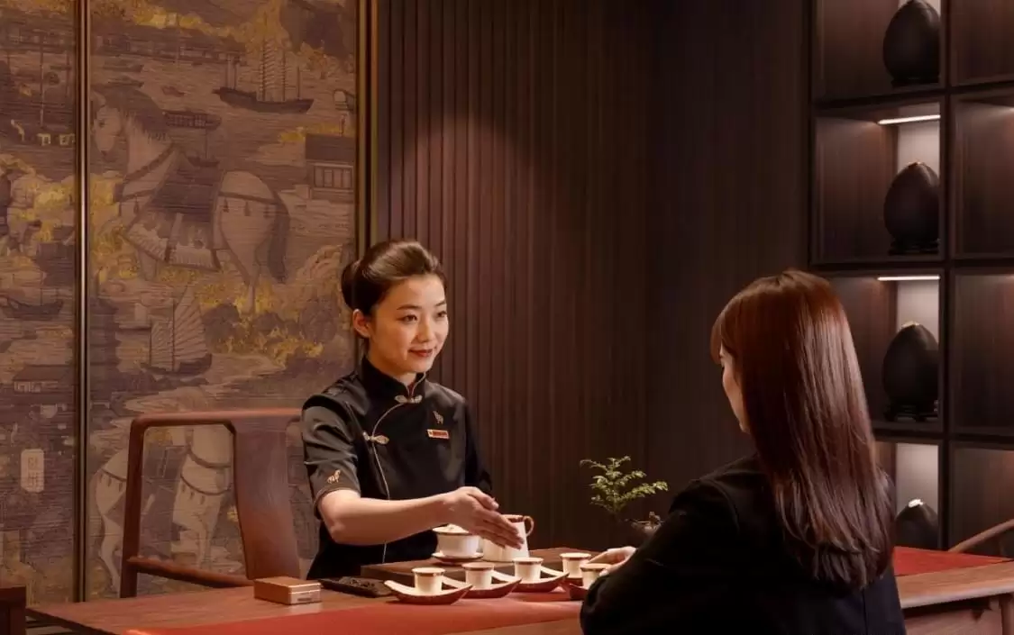 当AI重塑消费决策，茶品牌如何继续赢得人心？——专访八马茶业执行董事兼联席总经理王焜恒