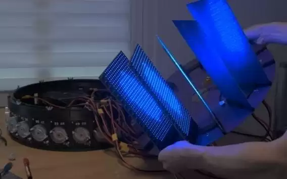 硬件玩家自制GPU 用6.4万颗 RISC-V芯片拼出一块显卡