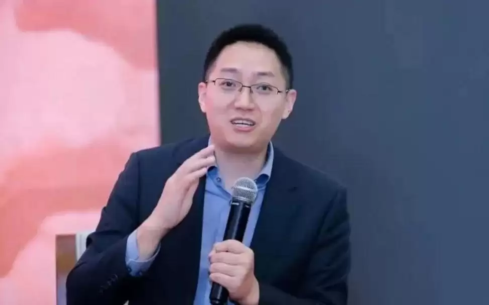 粉笔CEO张小龙辞职，不再担任该集团任何职位；此前被指在中国人民大学讲座时使用脏话辱骂学生