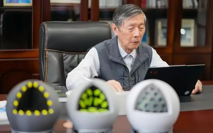陈立泉：煤油灯下，少年成为“锂”想家｜国家最高科学技术奖
