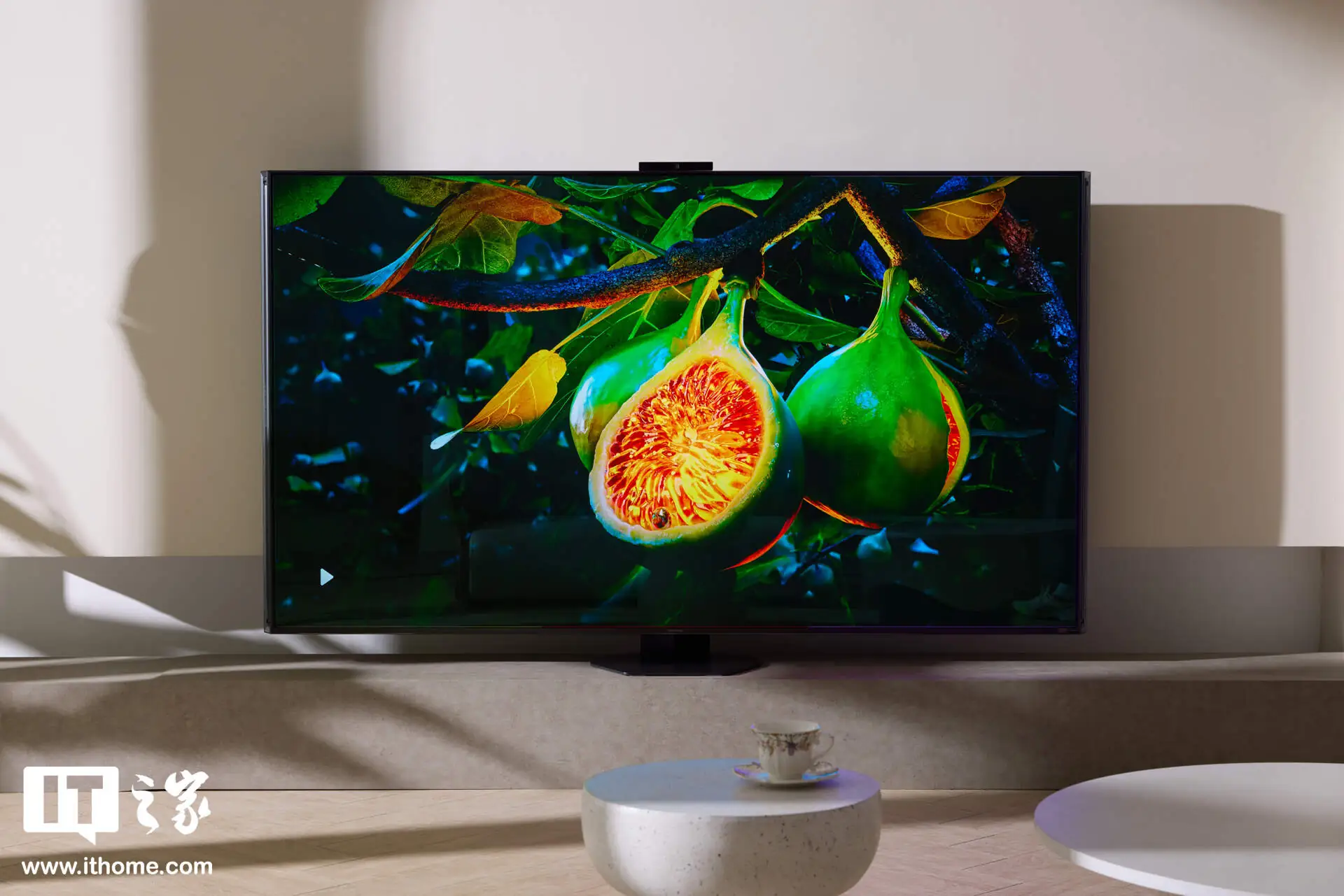 【IT之家评测室】海信 UX2026 款 RGB-Mini LED 电视体验:玲珑 4 芯真彩背光,中国技术再次定义全球彩电标准