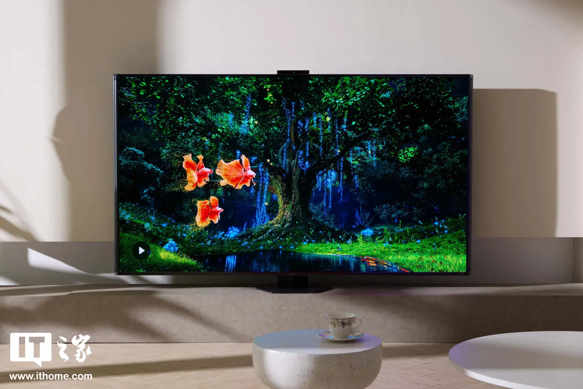 【IT之家评测室】海信 UX2026 款 RGB-Mini LED 电视体验:玲珑 4 芯真彩背光,中国技术再次定义全球彩电标准