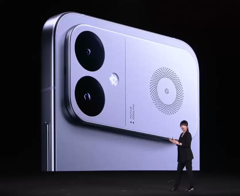 REDMI K90至尊版发布 风冷散热首销免费升杯