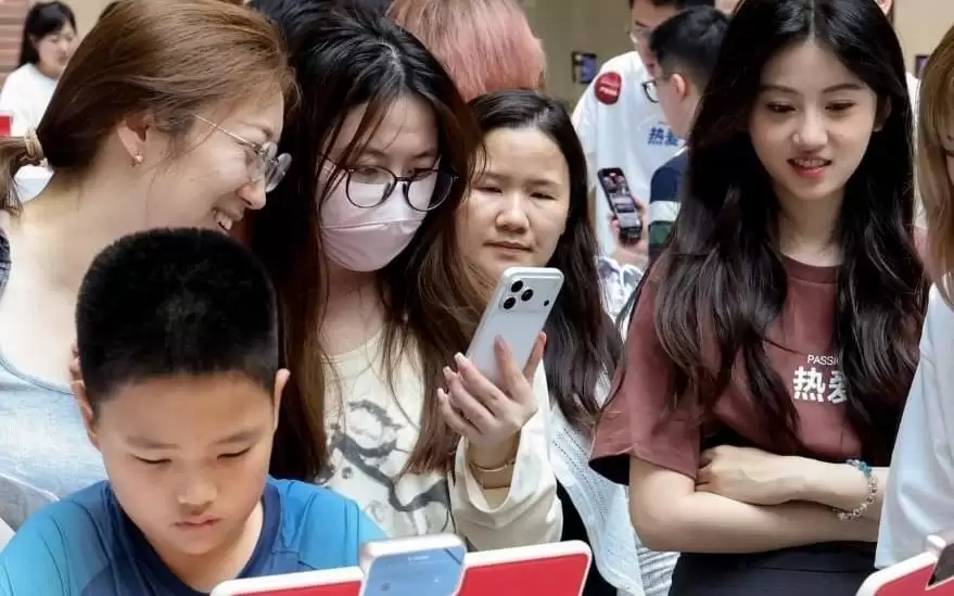 学而思硬件事业部总经理赵璞铮：AI时代，学习机该如何迭代？