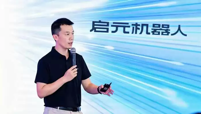 上纬新材CEO田华首次公开发声：我们为什么押注个人机器人？