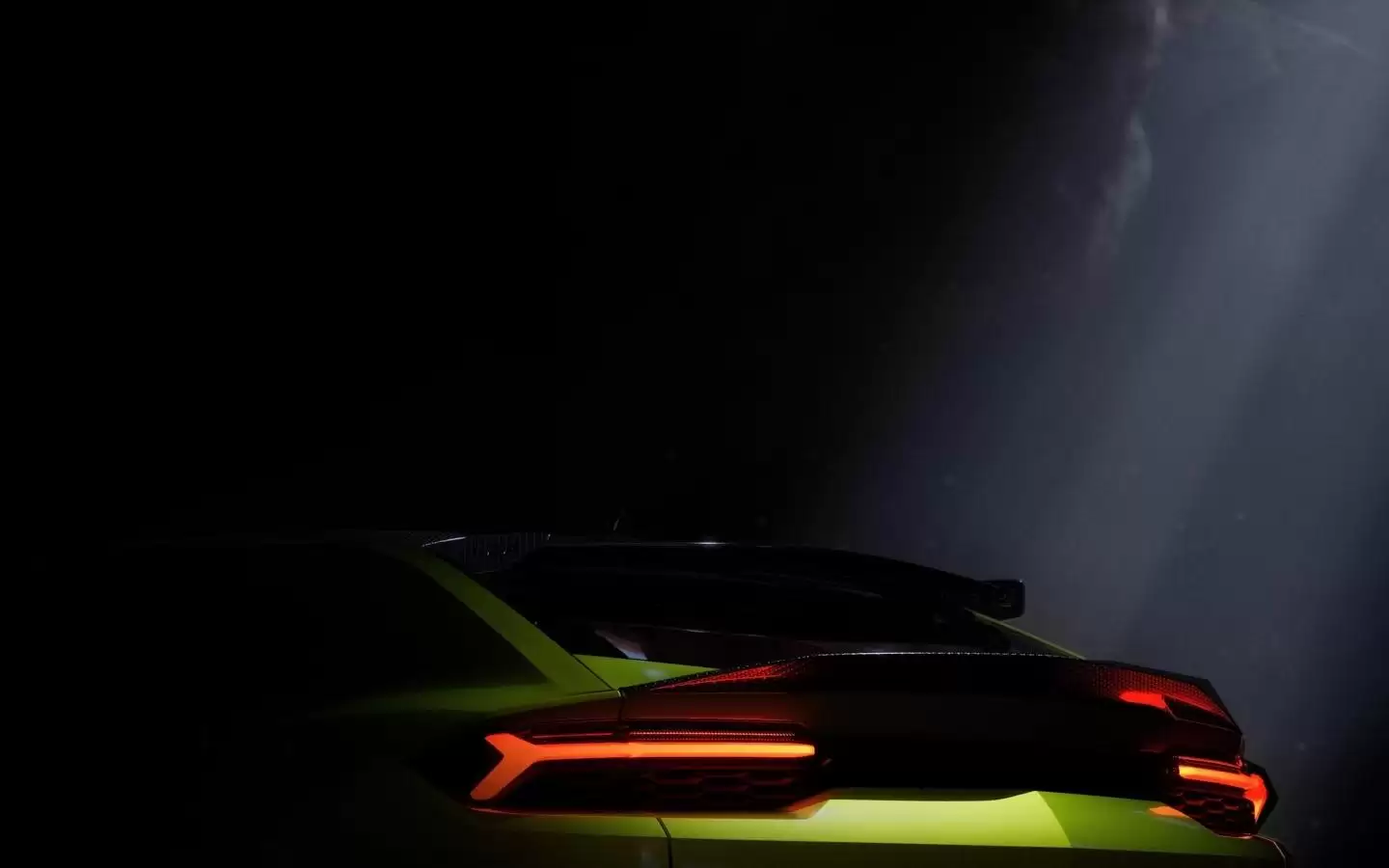 兰博基尼预告高性能版Urus，有望首次冲破800匹马力