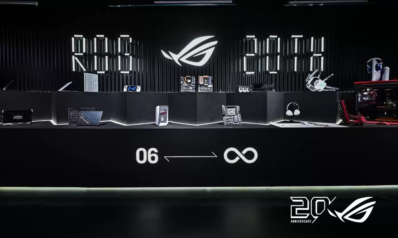 ROG 20周年 给粉丝搭了一个信仰殿堂