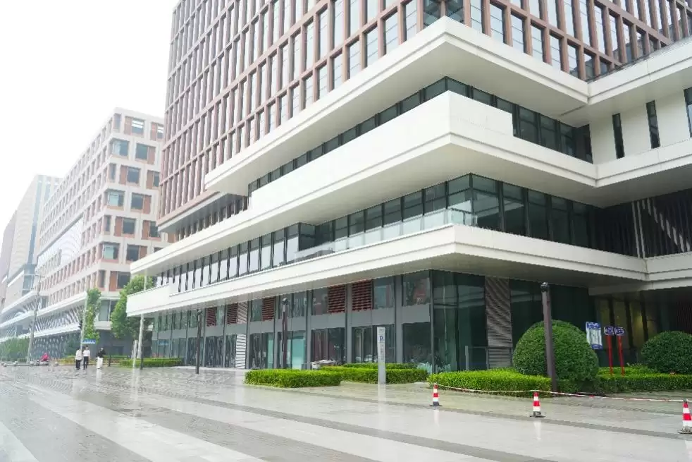 拼多多加快布局雄安:新公办楼即将投入使用,配套员工休闲区、母婴室