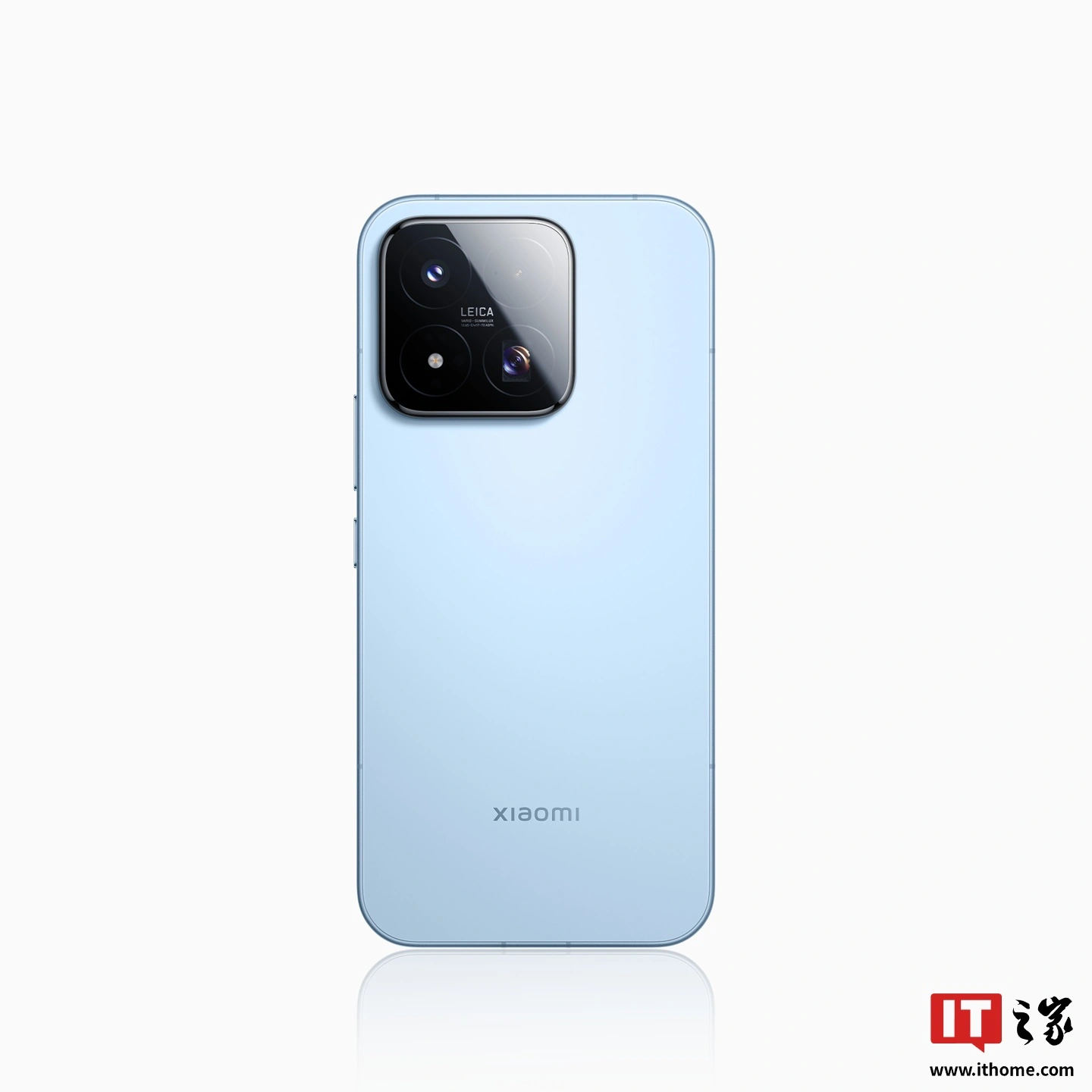 全新小米 17 Max 晴空蓝 / 白色 / 像素黑三色齐登场,新机采用 6.9 英寸极窄四等边直屏设计